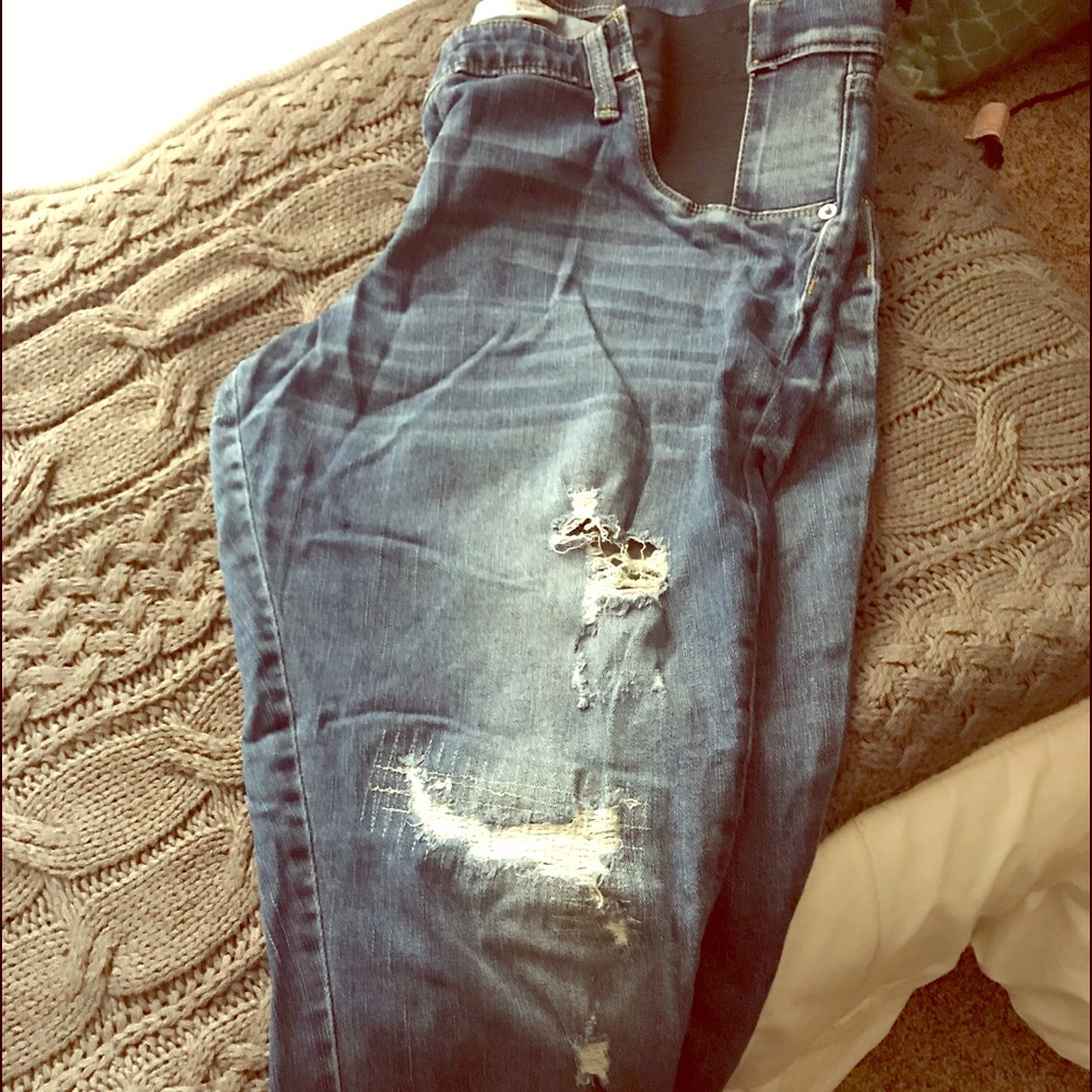 Maternity capris